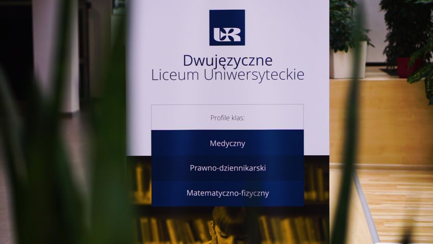 2018.04.23-Uniwersyteckie-Liceum-Dwujezyczne-Dni-otwarte-%2832%29-8e9e0958.jpg