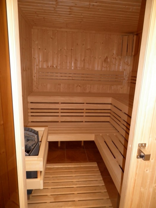 sauna.JPG [73.18 KB]